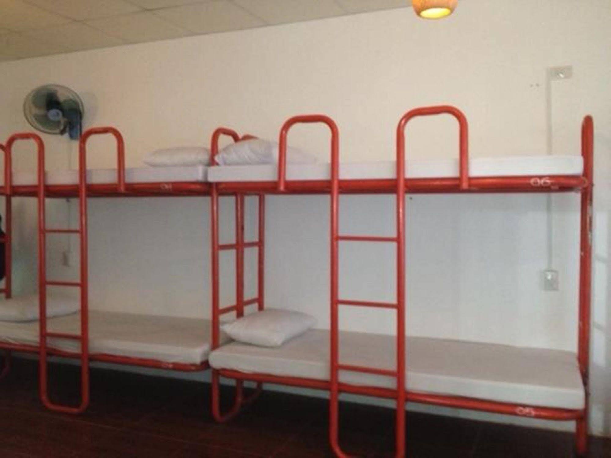 Oyo 381 Tuyet Mai Hotel Nha Trang Eksteriør bilde